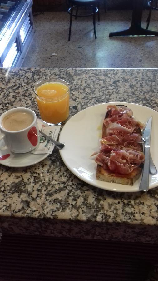 La Montana Leon Ngoại thất bức ảnh